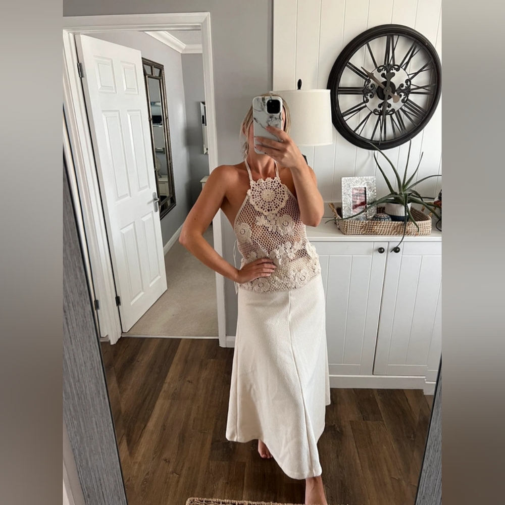 Zara beige crochet top *faulty* size small